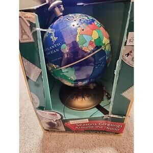Mr Christmas Season's Greetings Around the World Musical Voice Globe 22 Language